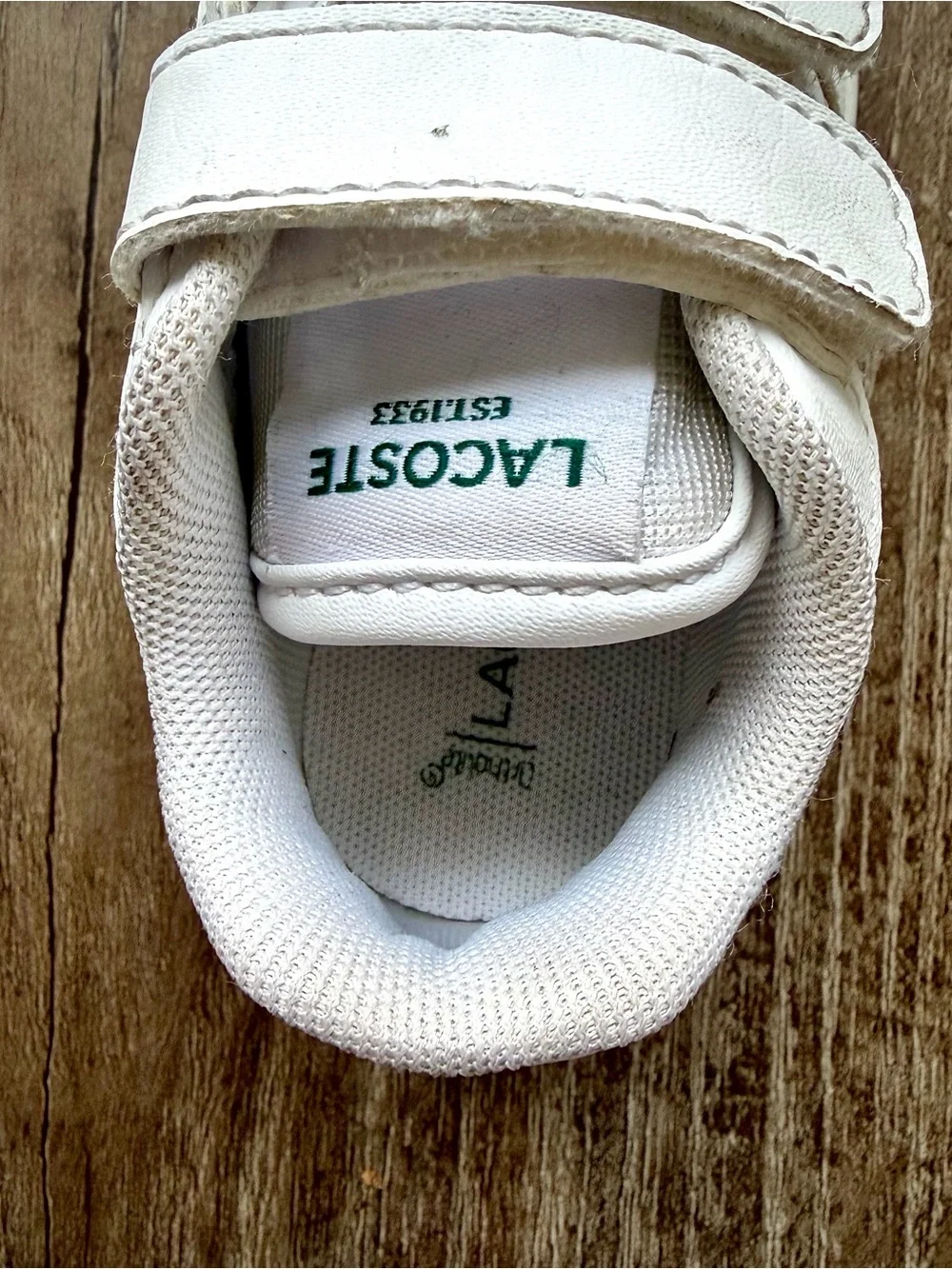 Lacoste authentic clip